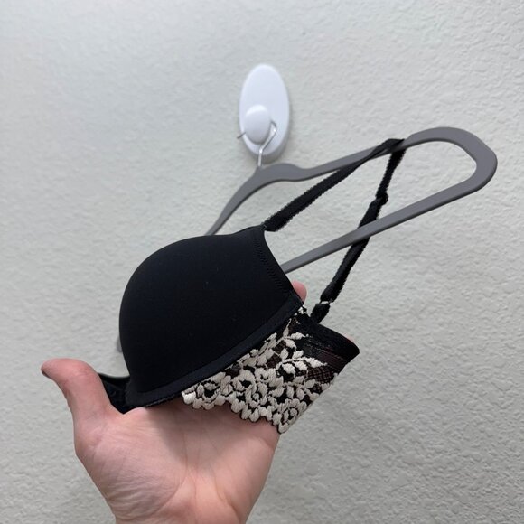 Wacoal Embrace Lace Black Push Up Adjustable Strap Bra 858191 Womens size 32C - Picture 4 of 6